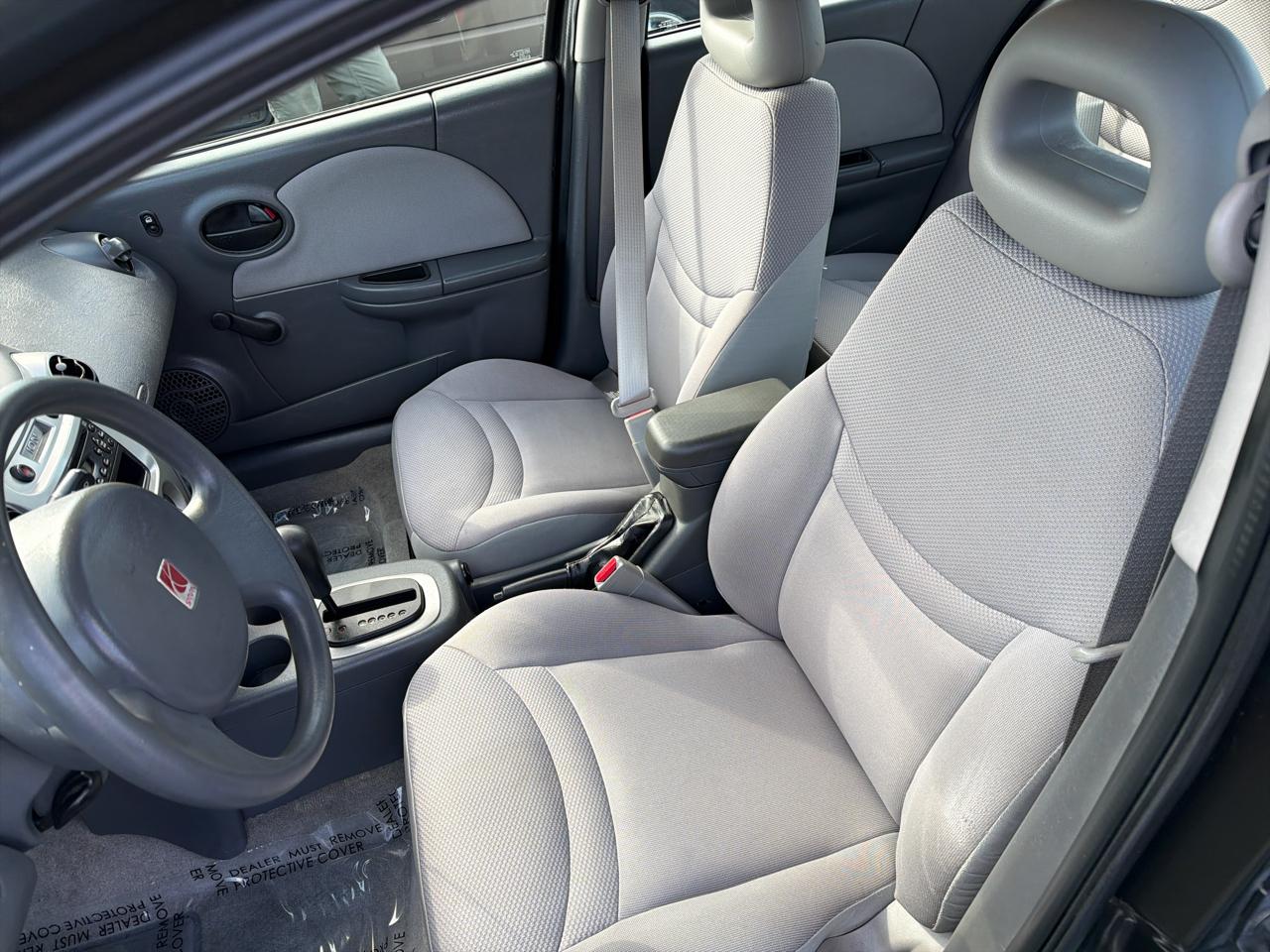 Saturn ION Sedan 2 2004