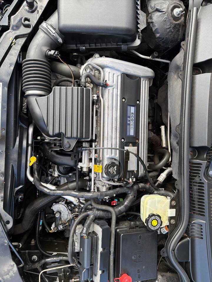 Saturn ION Sedan 2 2004