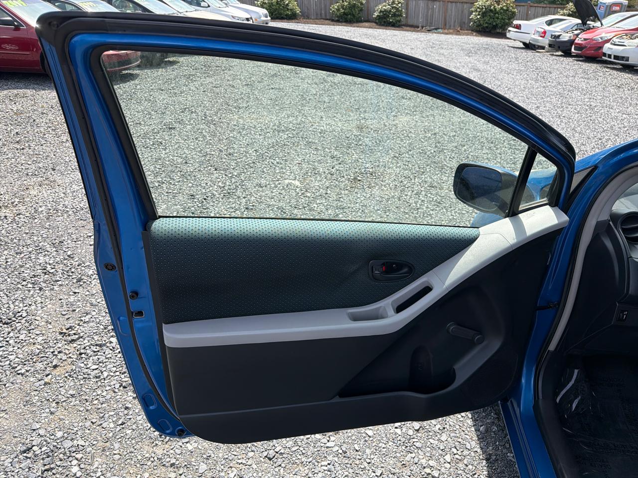 Toyota Yaris 3-Door Liftback 2007