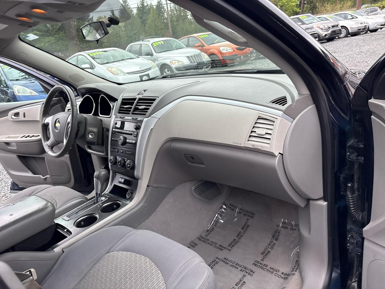 Chevrolet Traverse LT AWD 2012