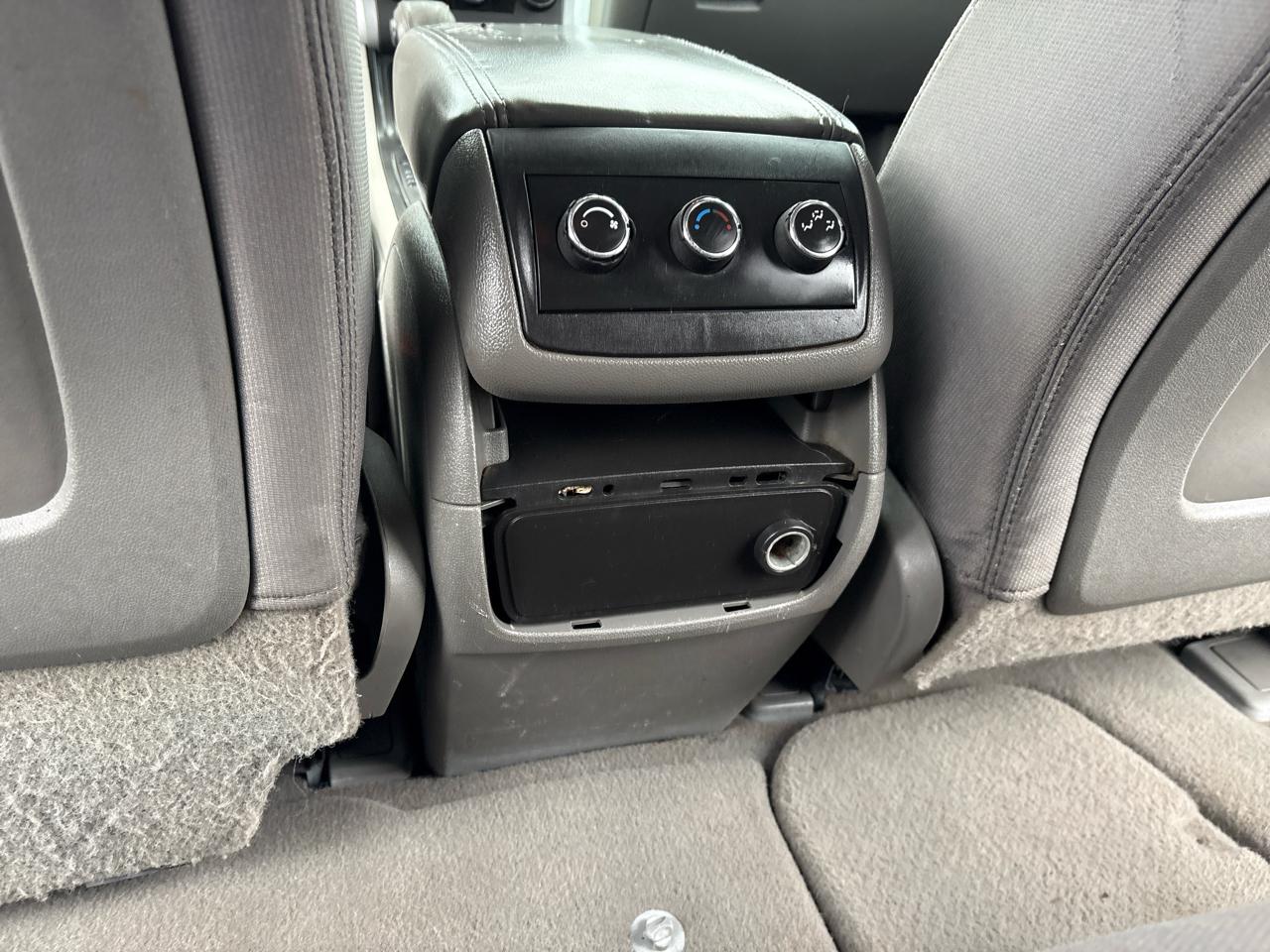 Chevrolet Traverse LT AWD 2012