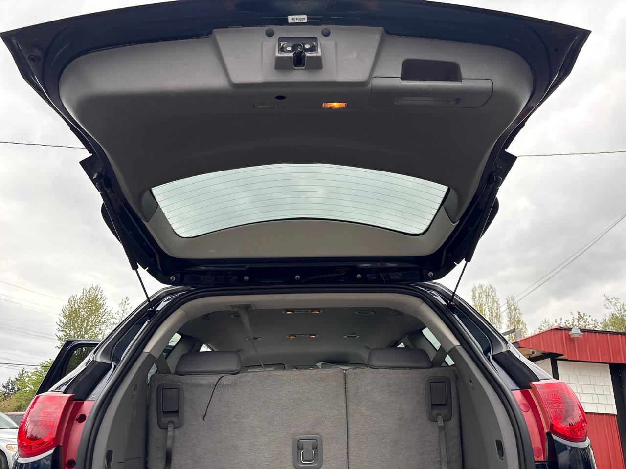 Chevrolet Traverse LT AWD 2012