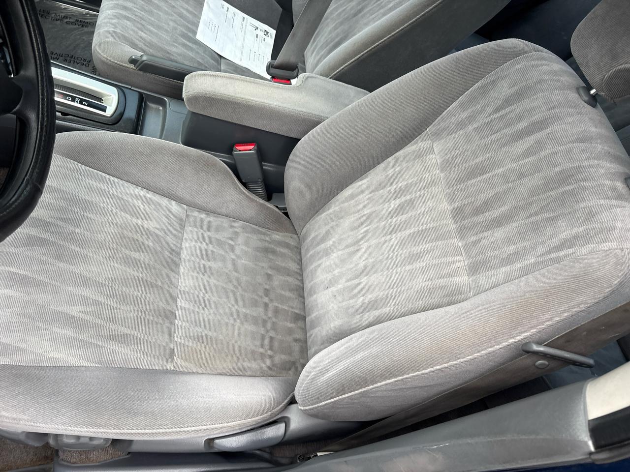 Honda Civic LX Sedan AT 2004