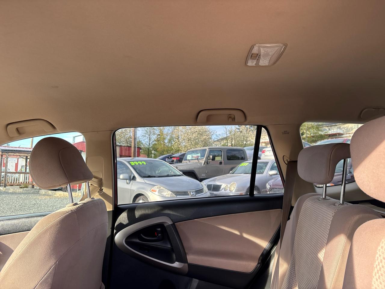 Toyota RAV4 Base I4 4WD 2007