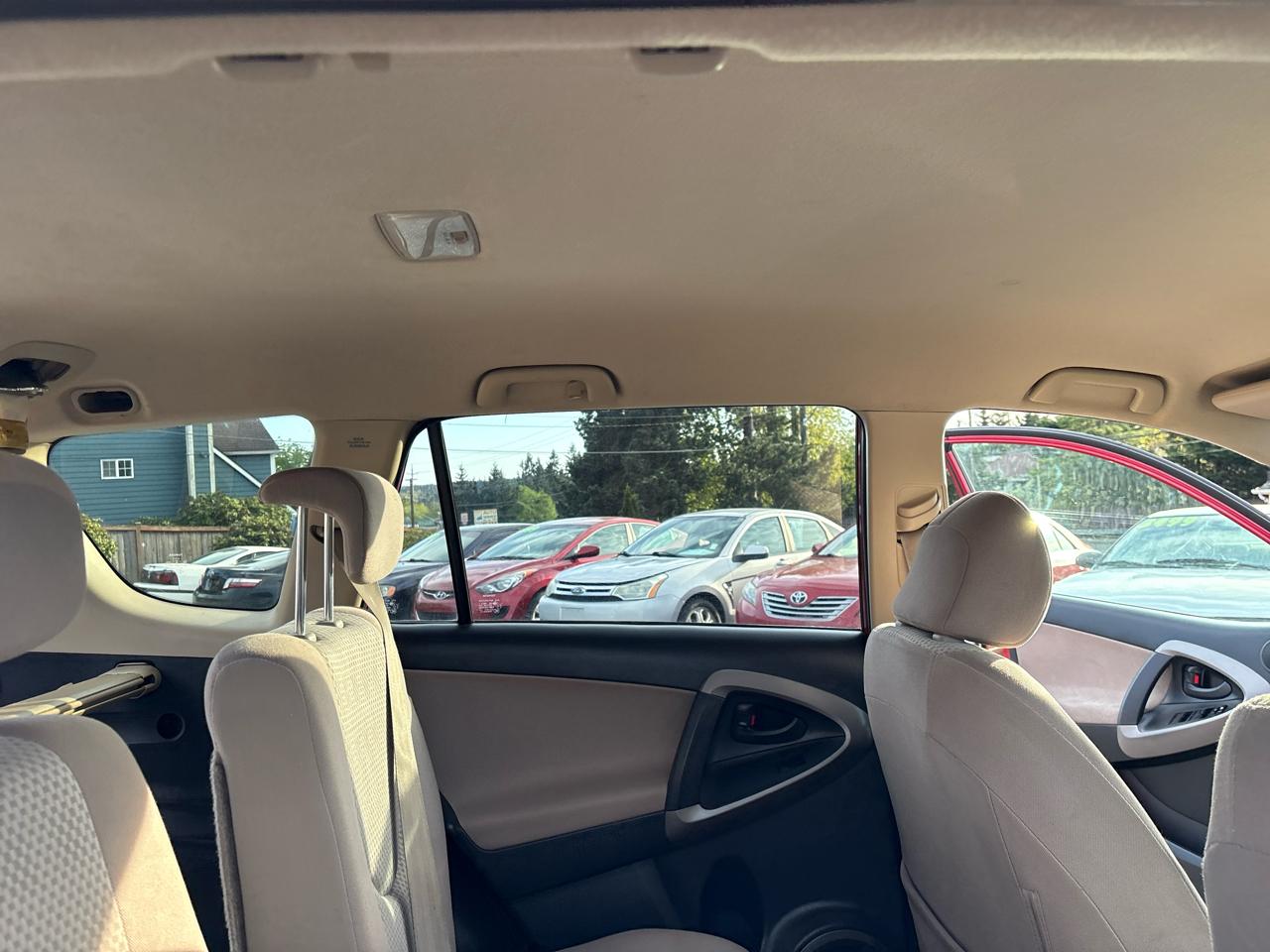 Toyota RAV4 Base I4 4WD 2007