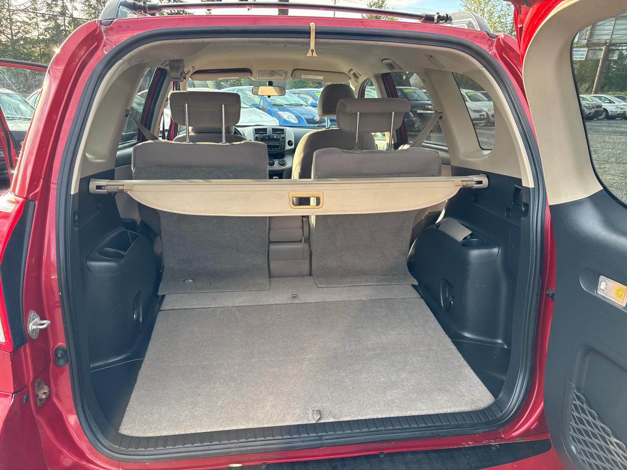 Toyota RAV4 Base I4 4WD 2007