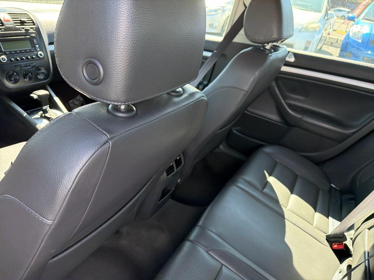 Volkswagen Jetta 2.5L 2006