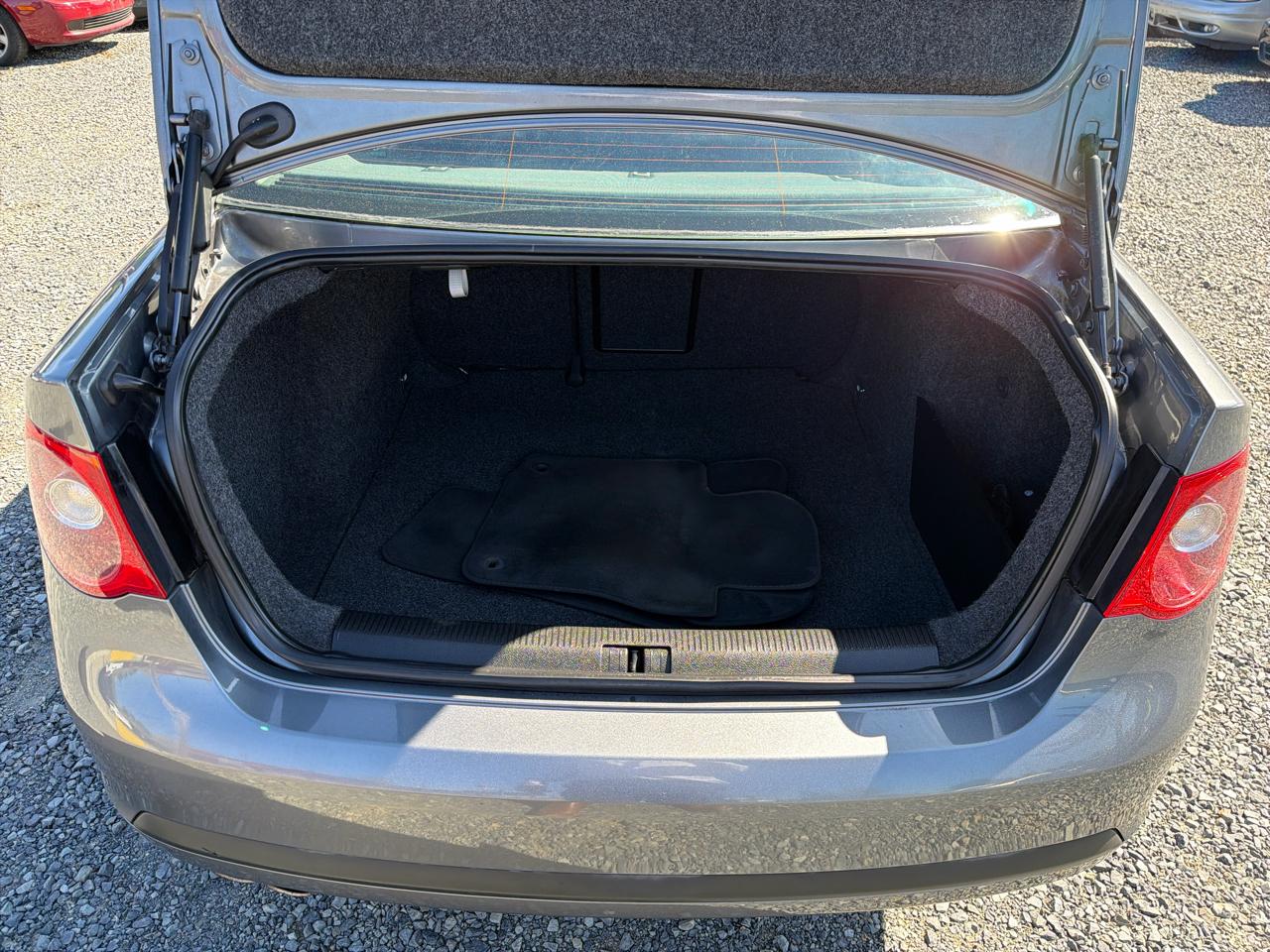 Volkswagen Jetta 2.5L 2006