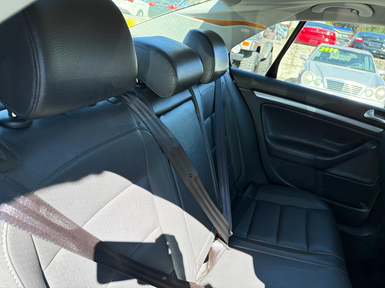 Volkswagen Jetta 2.5L 2006