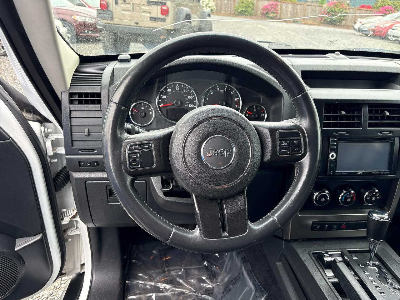 Jeep Liberty Sport 4WD 2012