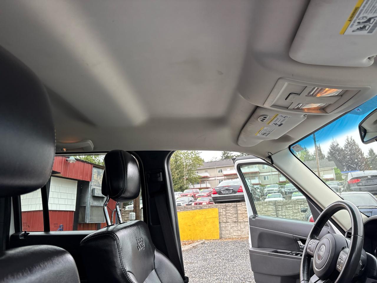 Jeep Liberty Sport 4WD 2012