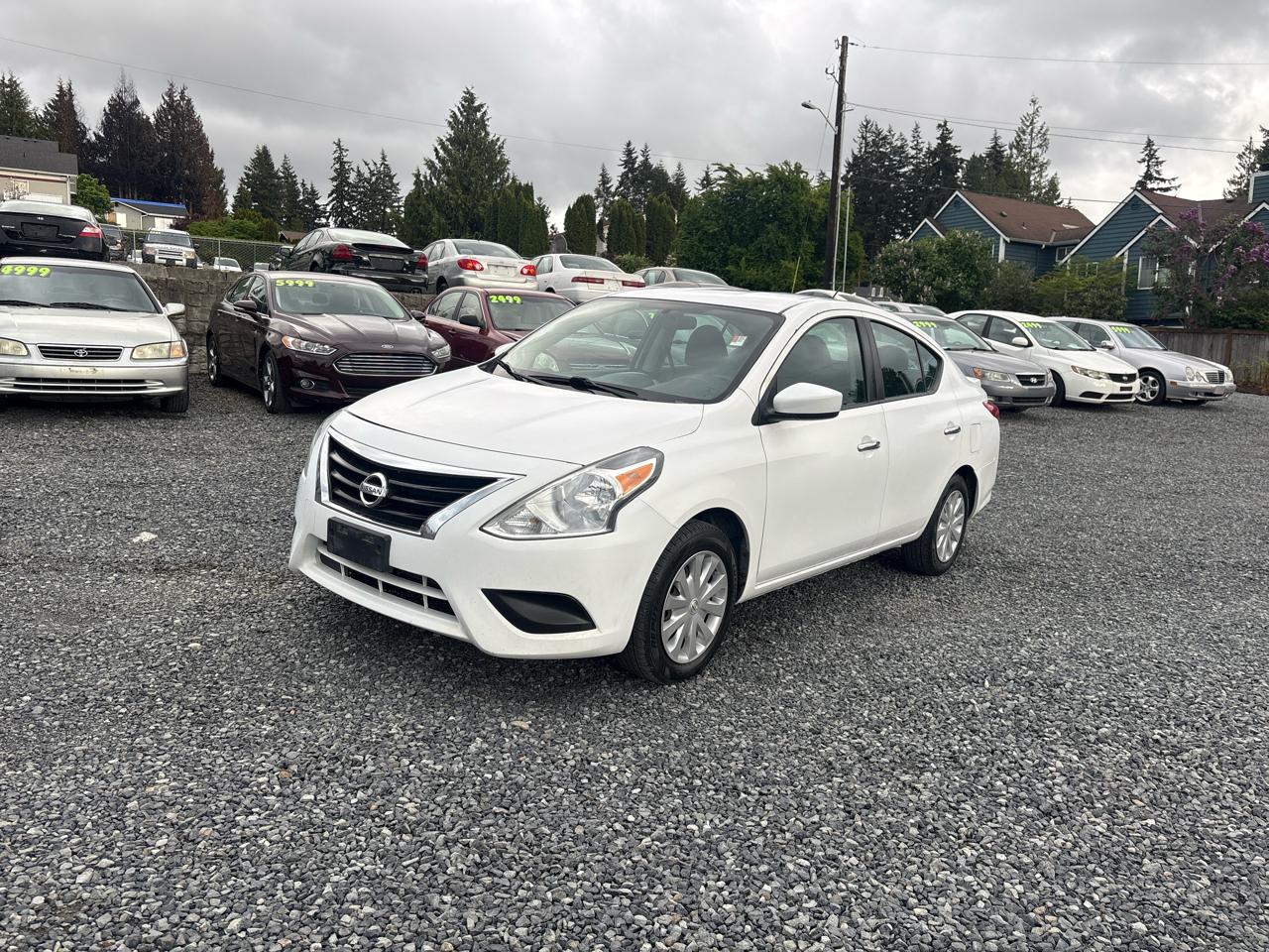 Nissan Versa 1.6 S 5M 2017