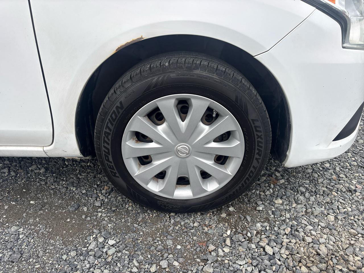 Nissan Versa 1.6 S 5M 2017