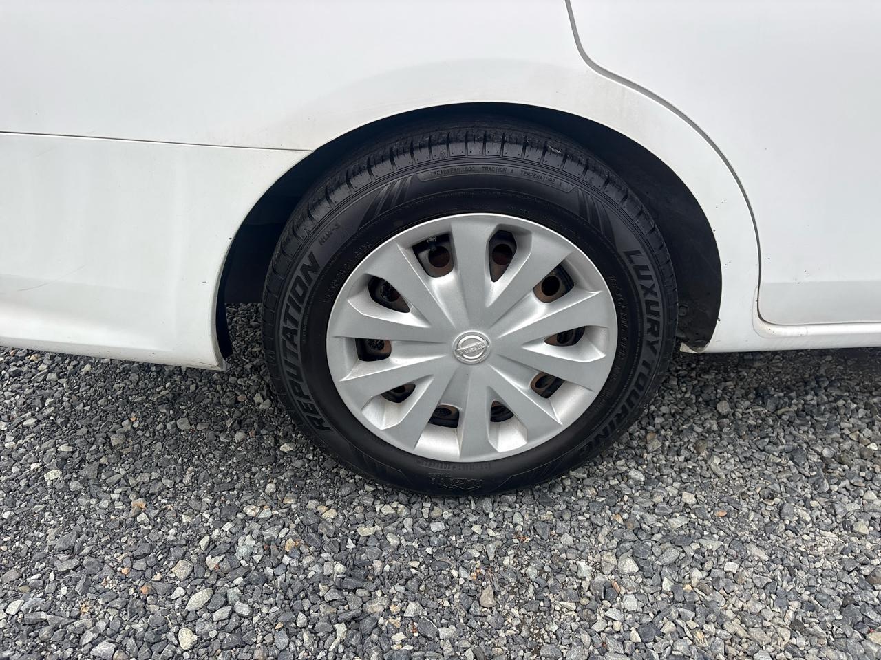 Nissan Versa 1.6 S 5M 2017