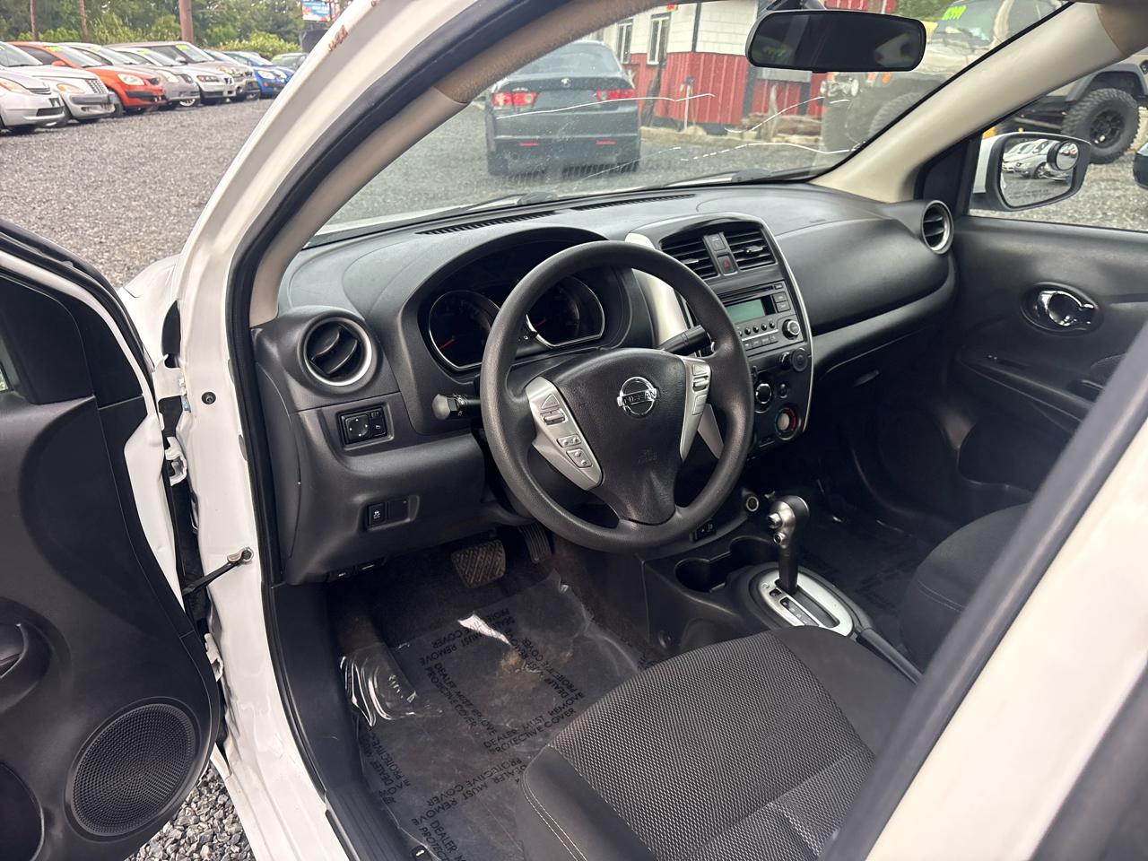 Nissan Versa 1.6 S 5M 2017