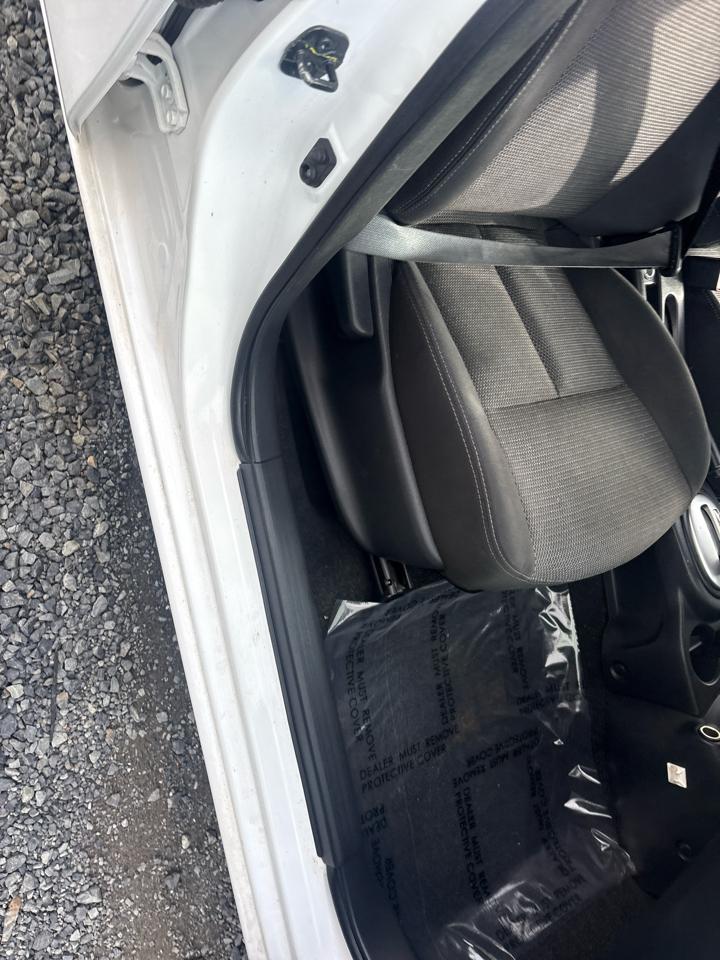 Nissan Versa 1.6 S 5M 2017