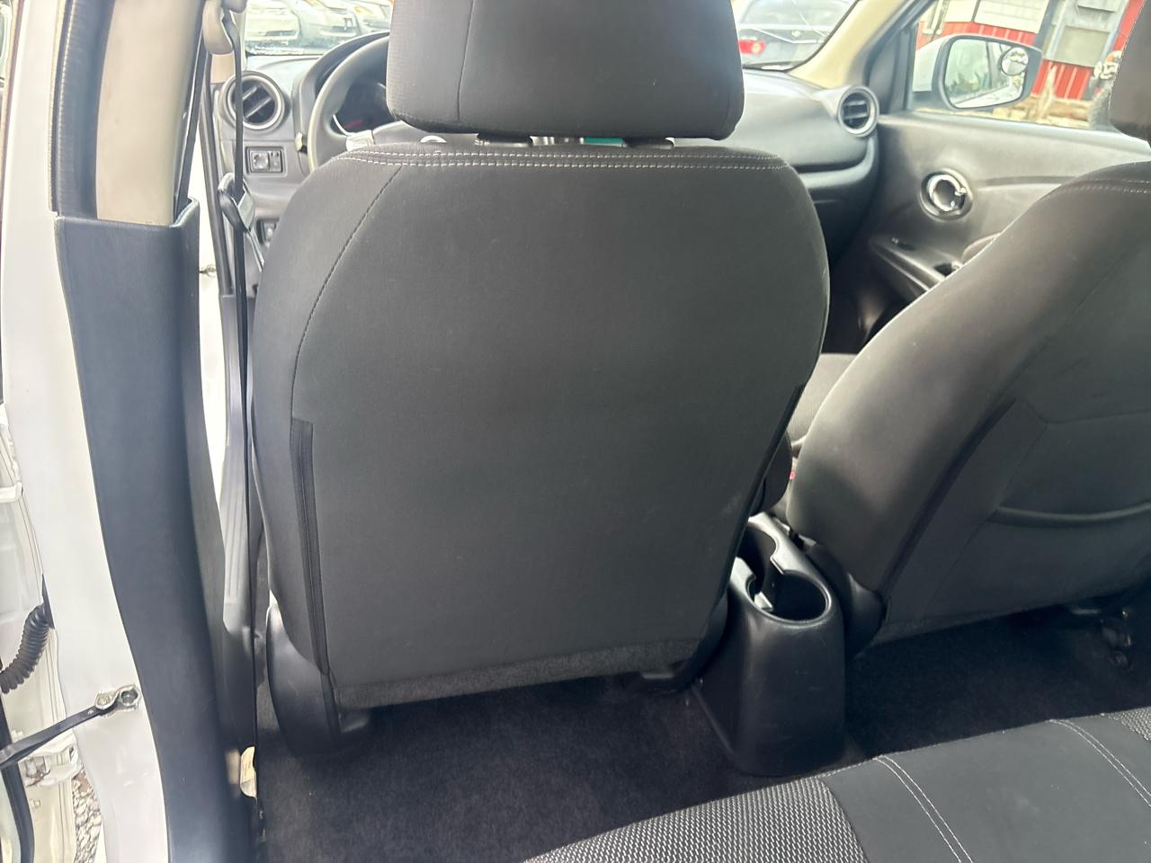 Nissan Versa 1.6 S 5M 2017
