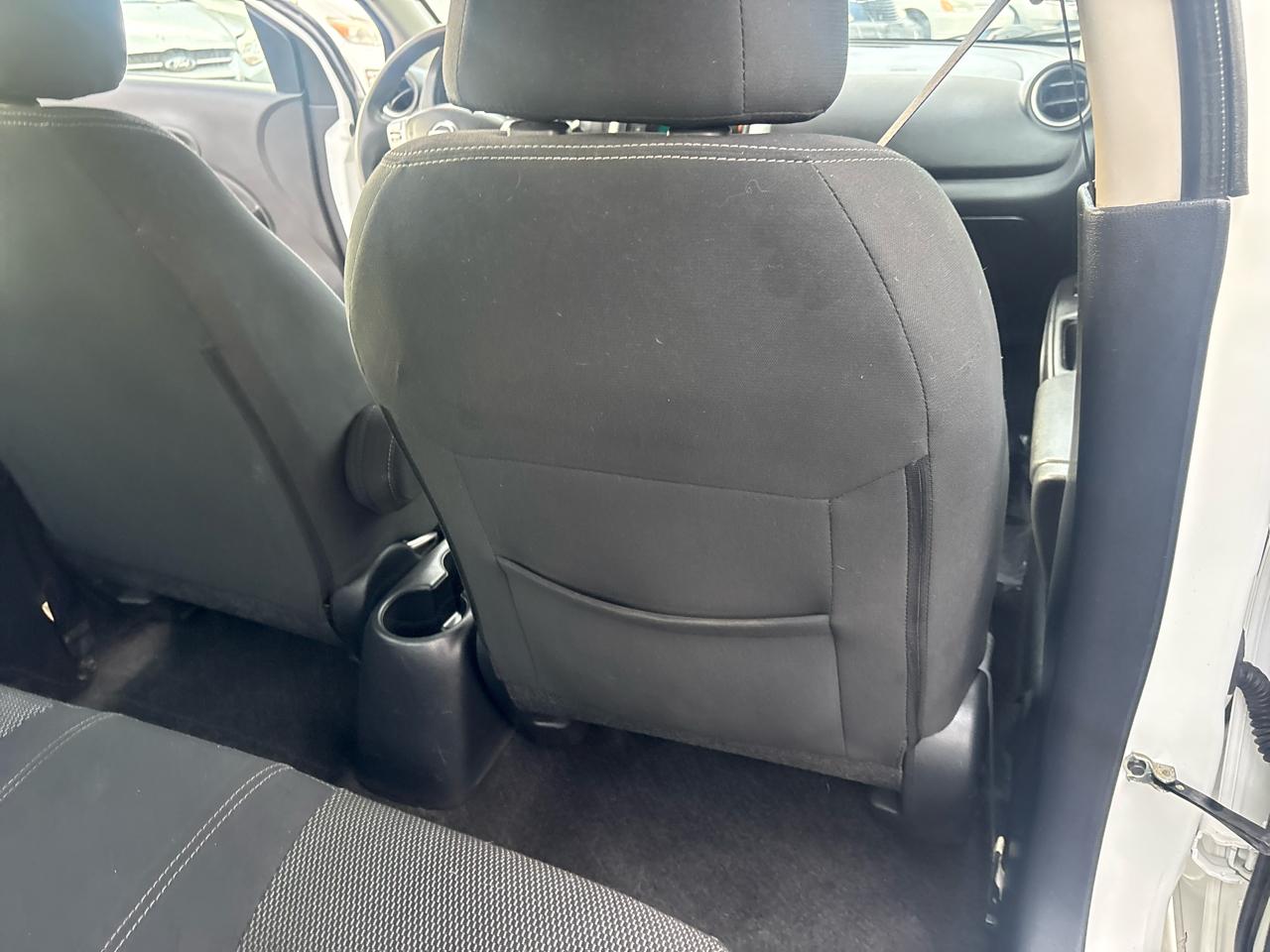 Nissan Versa 1.6 S 5M 2017