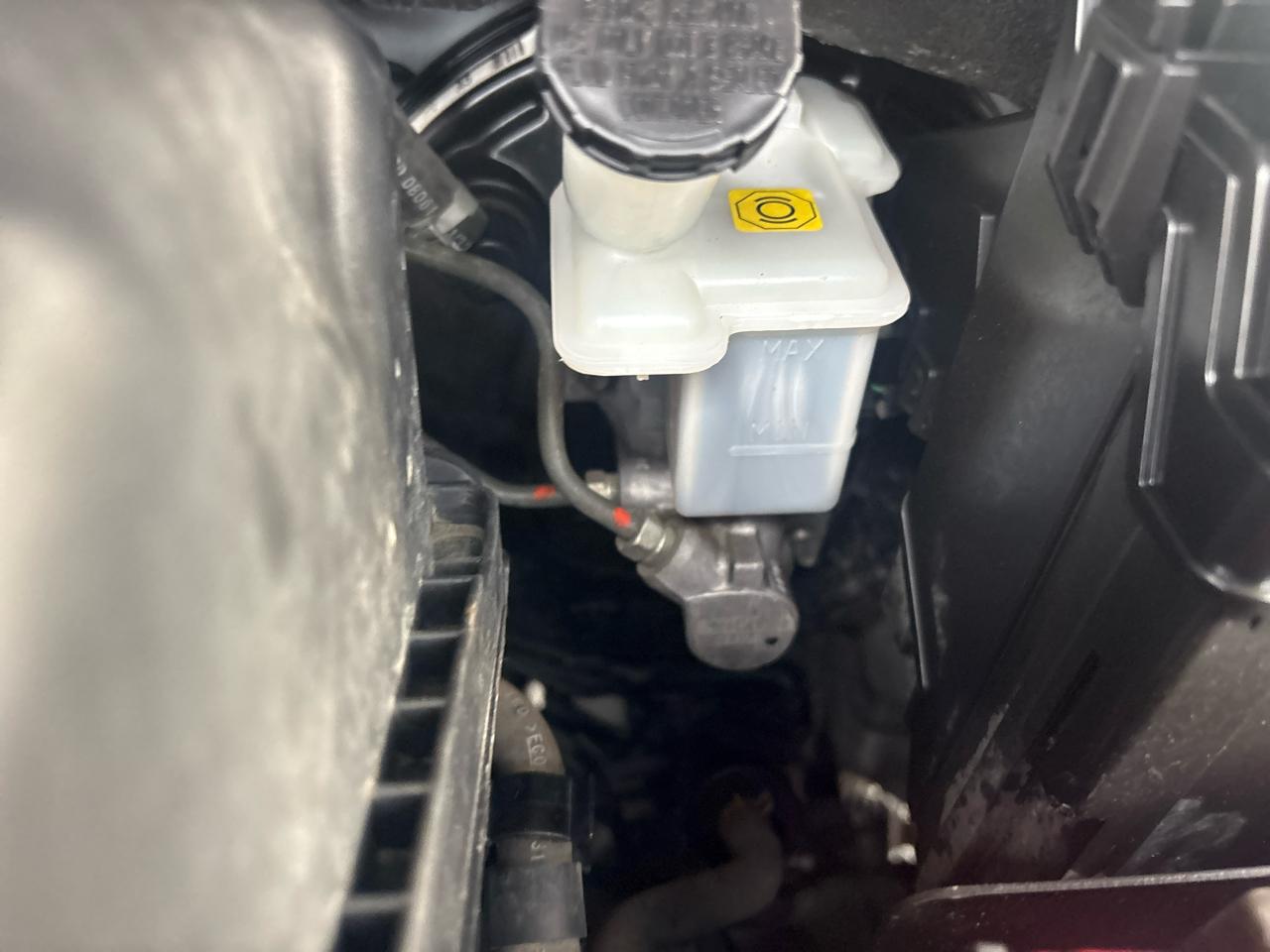Nissan Versa 1.6 S 5M 2017