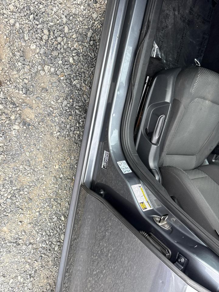 Volkswagen Passat 2.5L S W/Appearance 2012