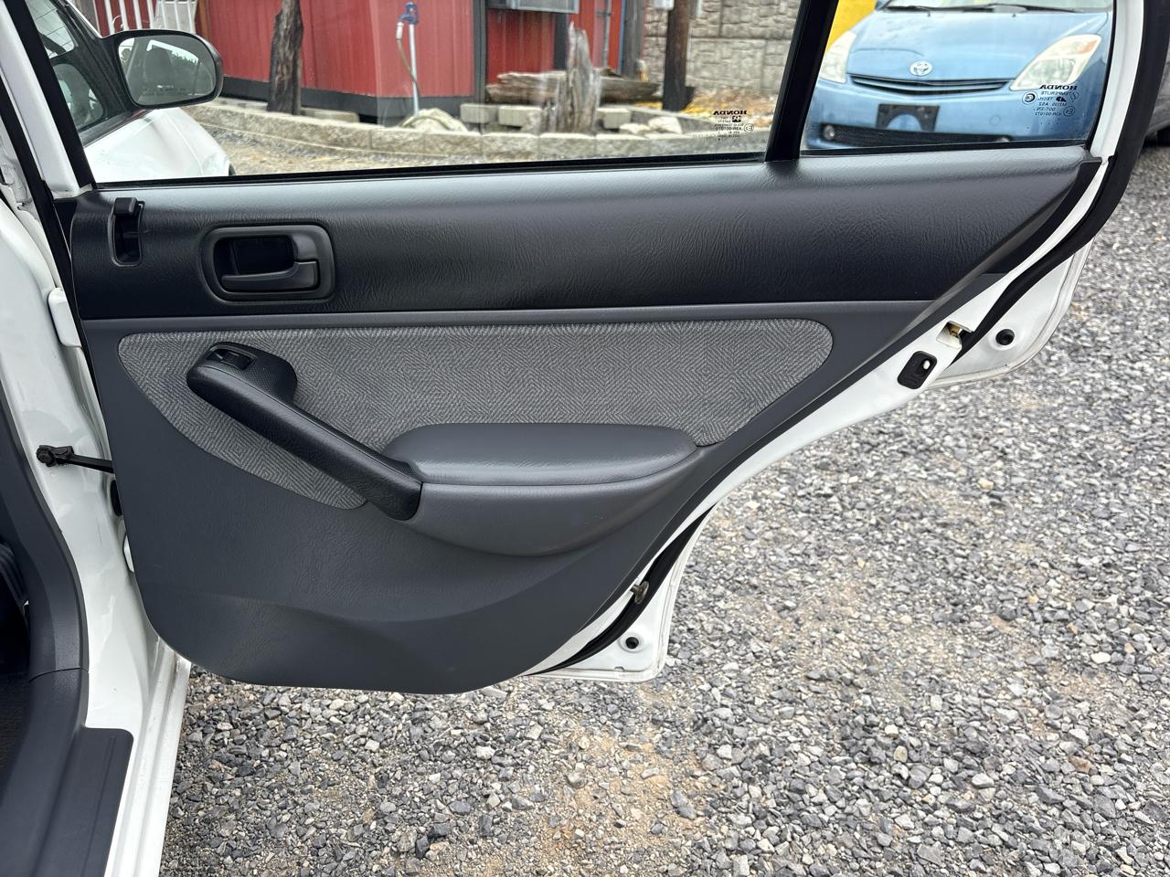 Honda Civic LX sedan 2001
