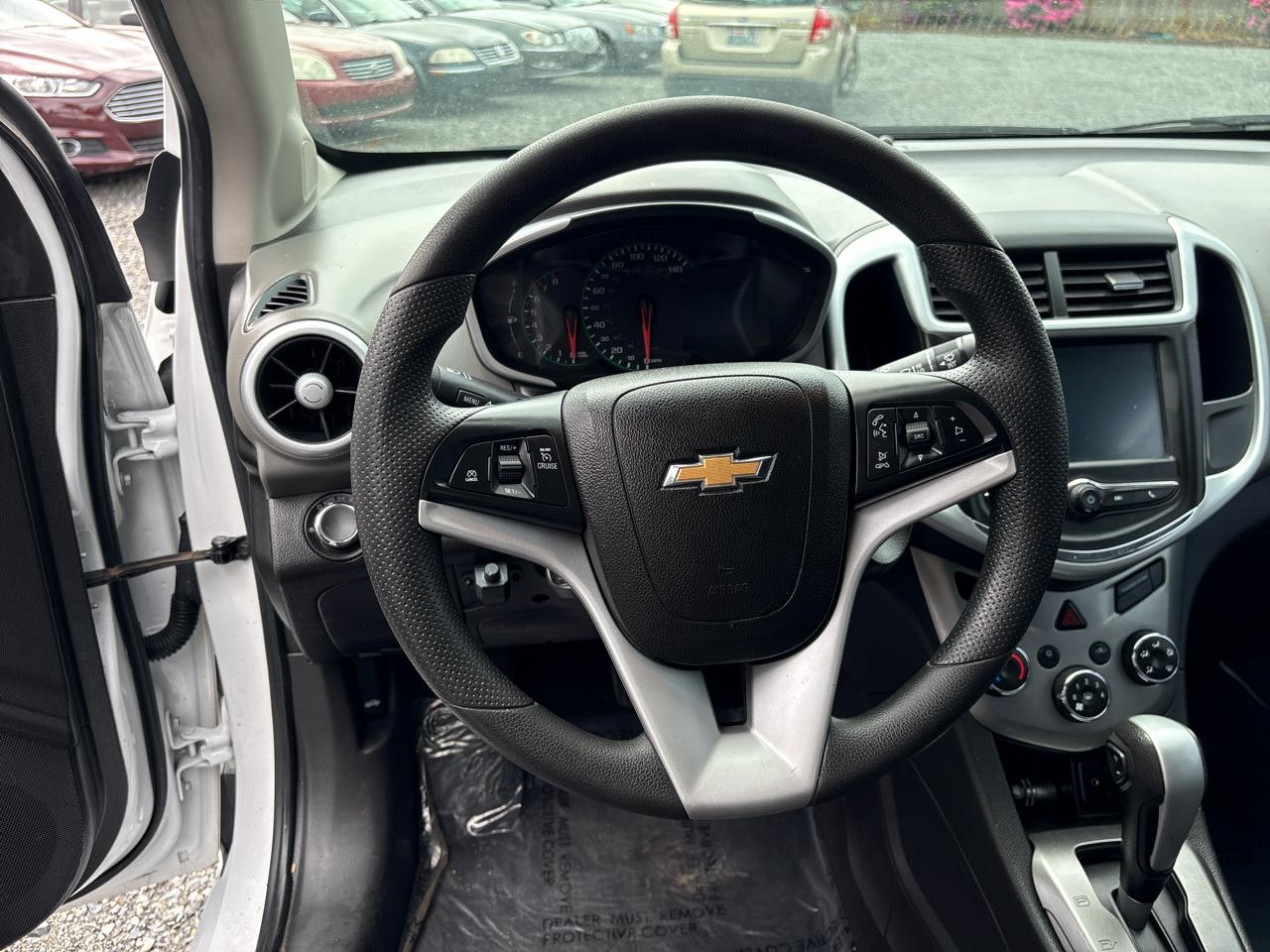 Chevrolet Sonic LT Auto Sedan 2017