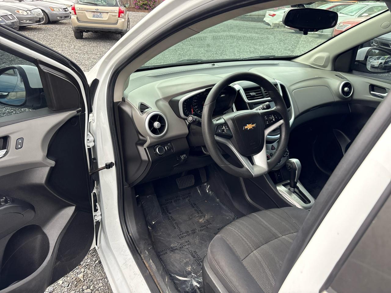 Chevrolet Sonic LT Auto Sedan 2017