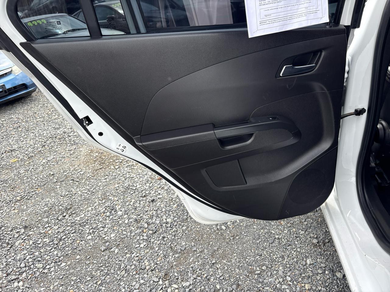 Chevrolet Sonic LT Auto Sedan 2017
