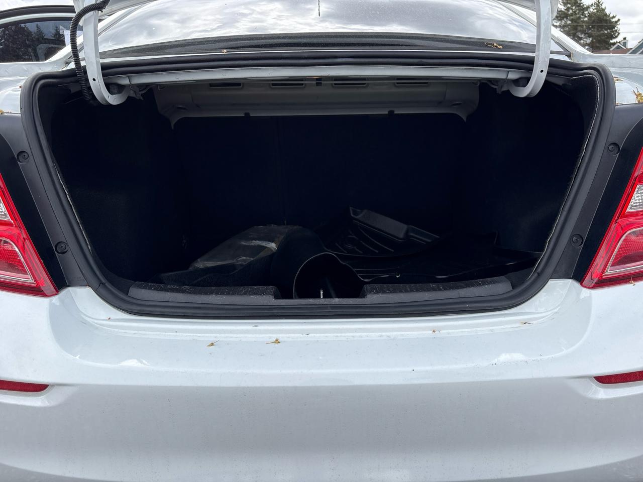 Chevrolet Sonic LT Auto Sedan 2017