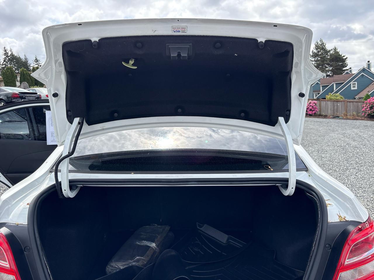 Chevrolet Sonic LT Auto Sedan 2017