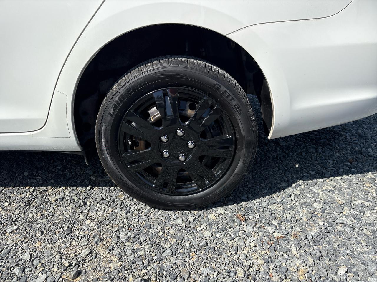 Toyota Yaris Sedan 2008