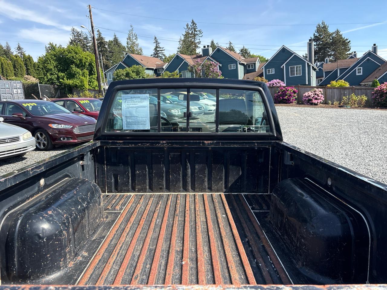 Nissan Pickup E-V6 Reg. Cab 4WD 1988