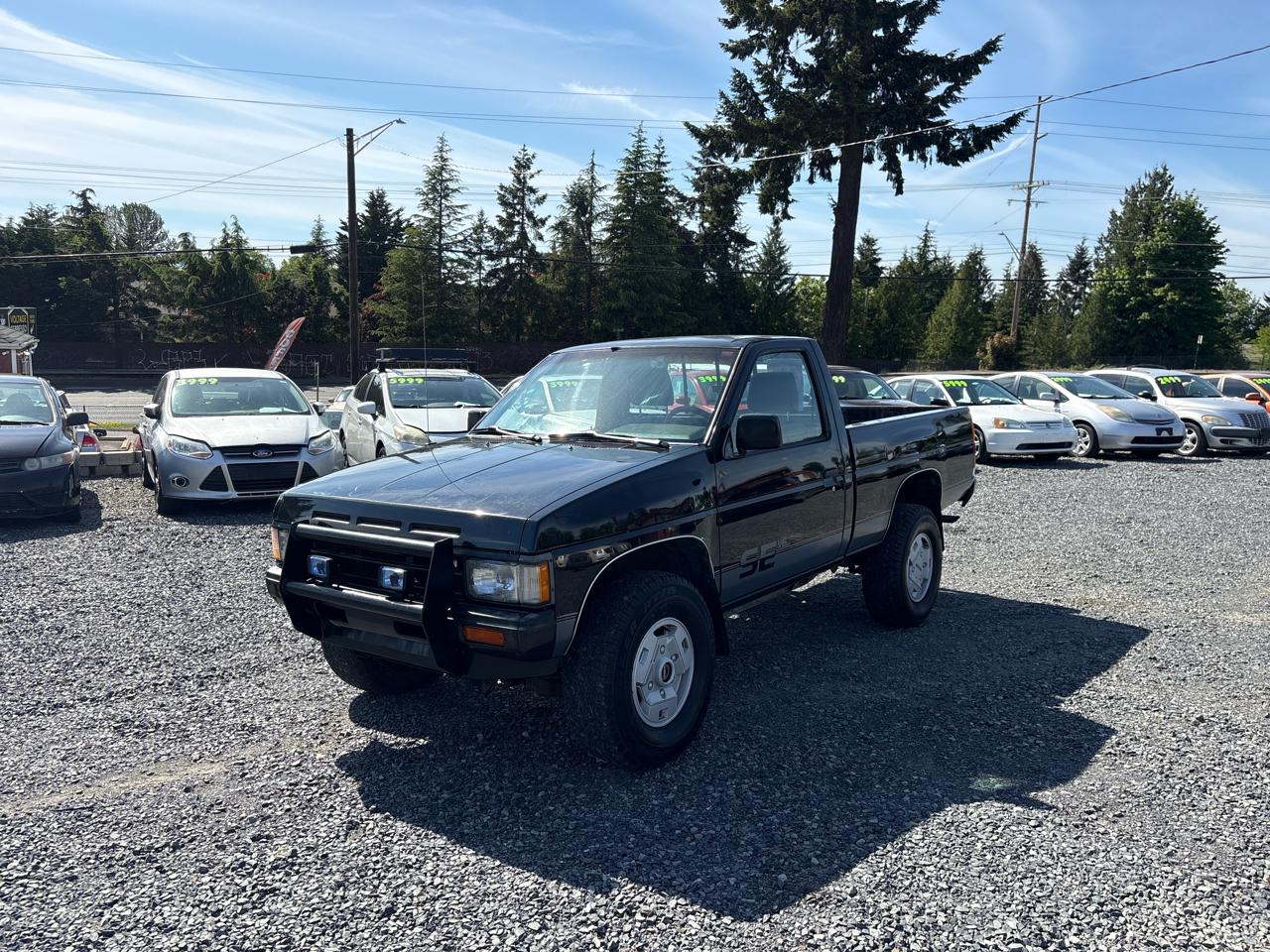 Nissan Pickup E-V6 Reg. Cab 4WD 1988