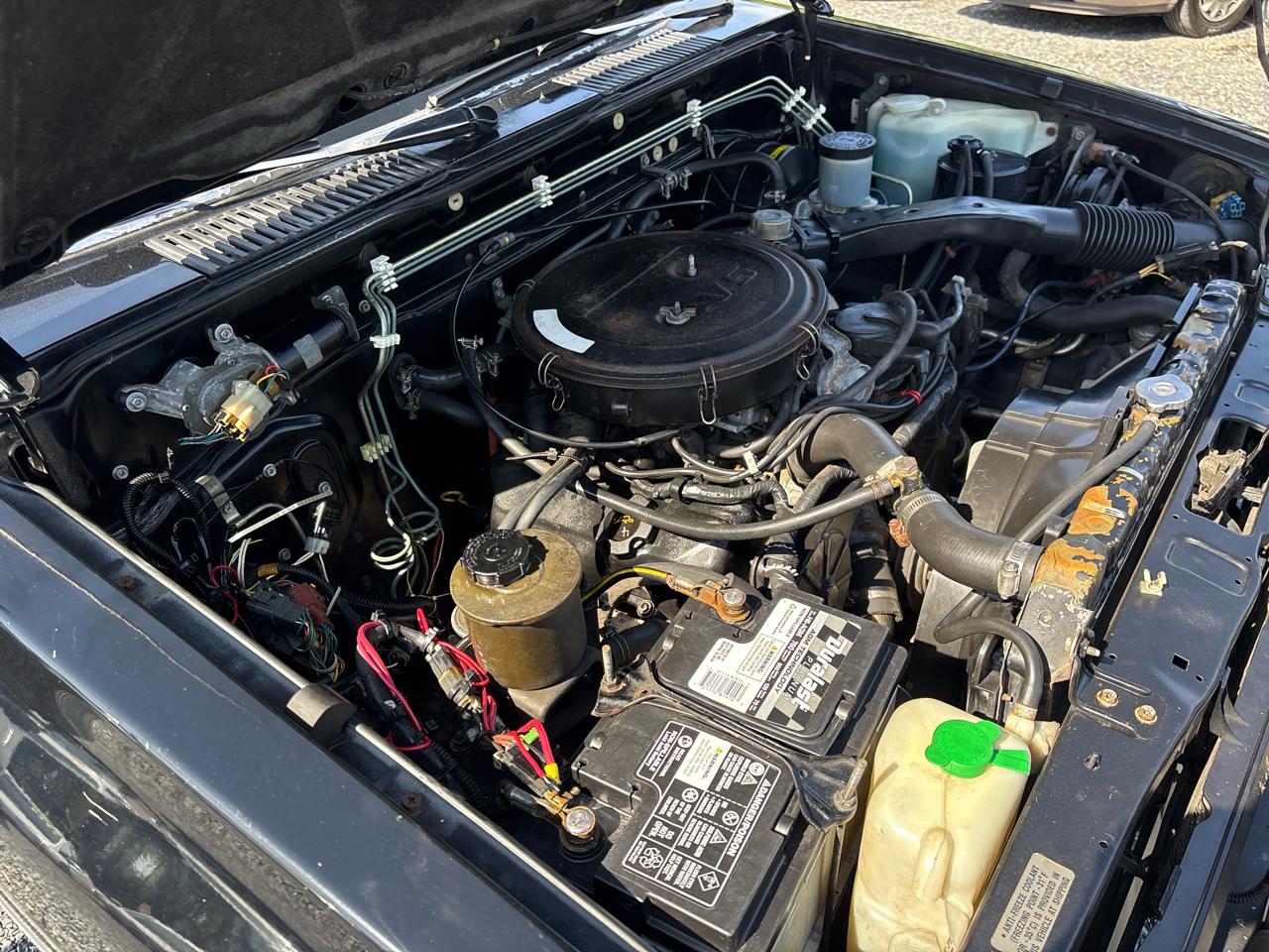 Nissan Pickup E-V6 Reg. Cab 4WD 1988