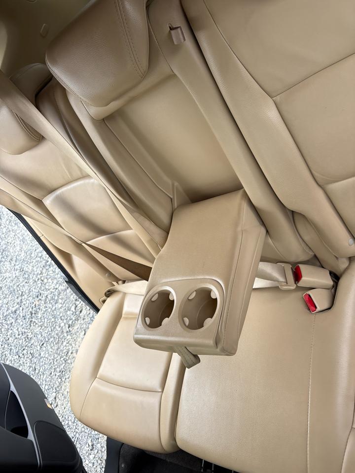 Subaru Tribeca Limited 5-Passenger 2008