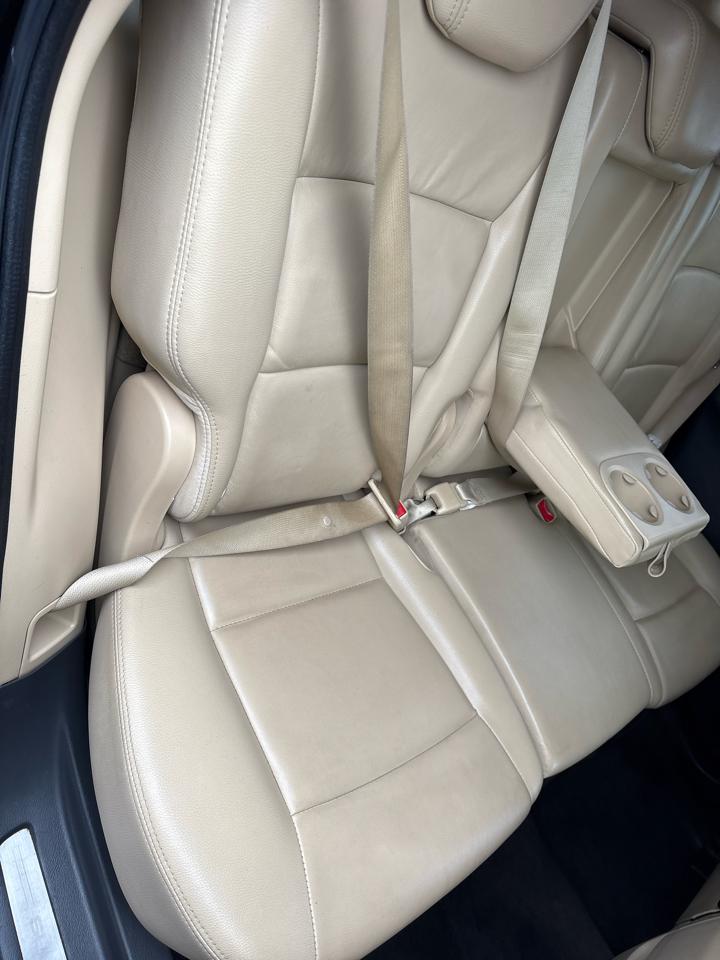 Subaru Tribeca Limited 5-Passenger 2008