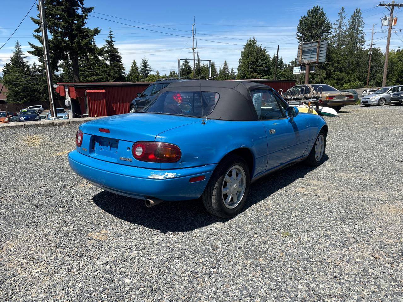 Mazda MX-5 Miata Base 1993
