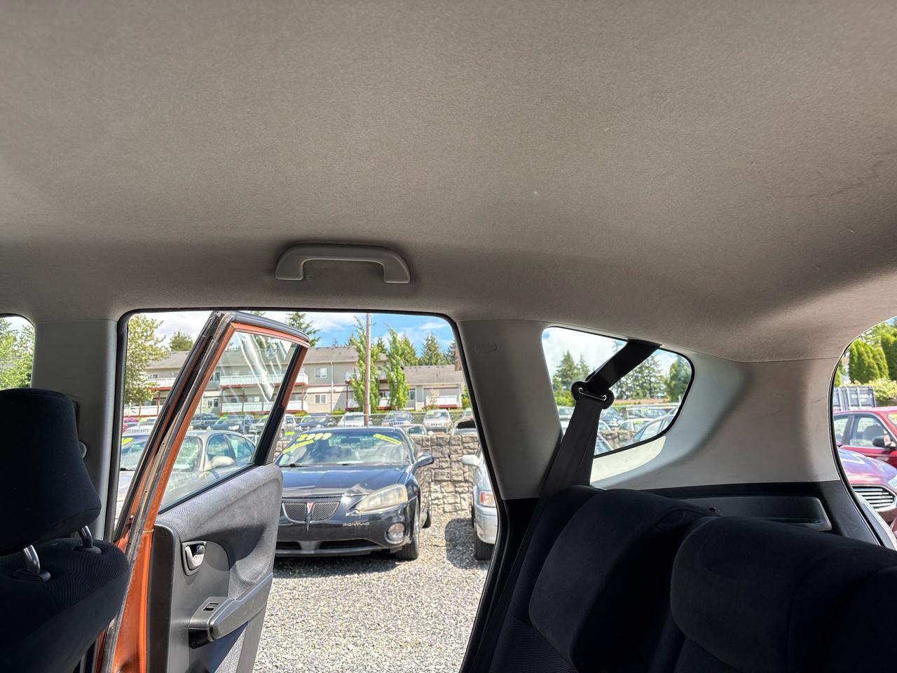 Honda Fit Sport 5-Speed MT 2011