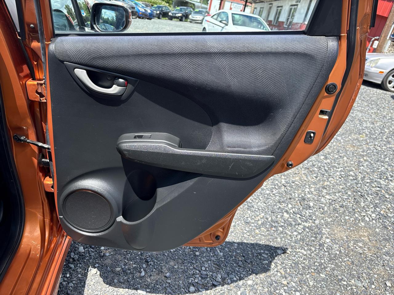 Honda Fit Sport 5-Speed MT 2011