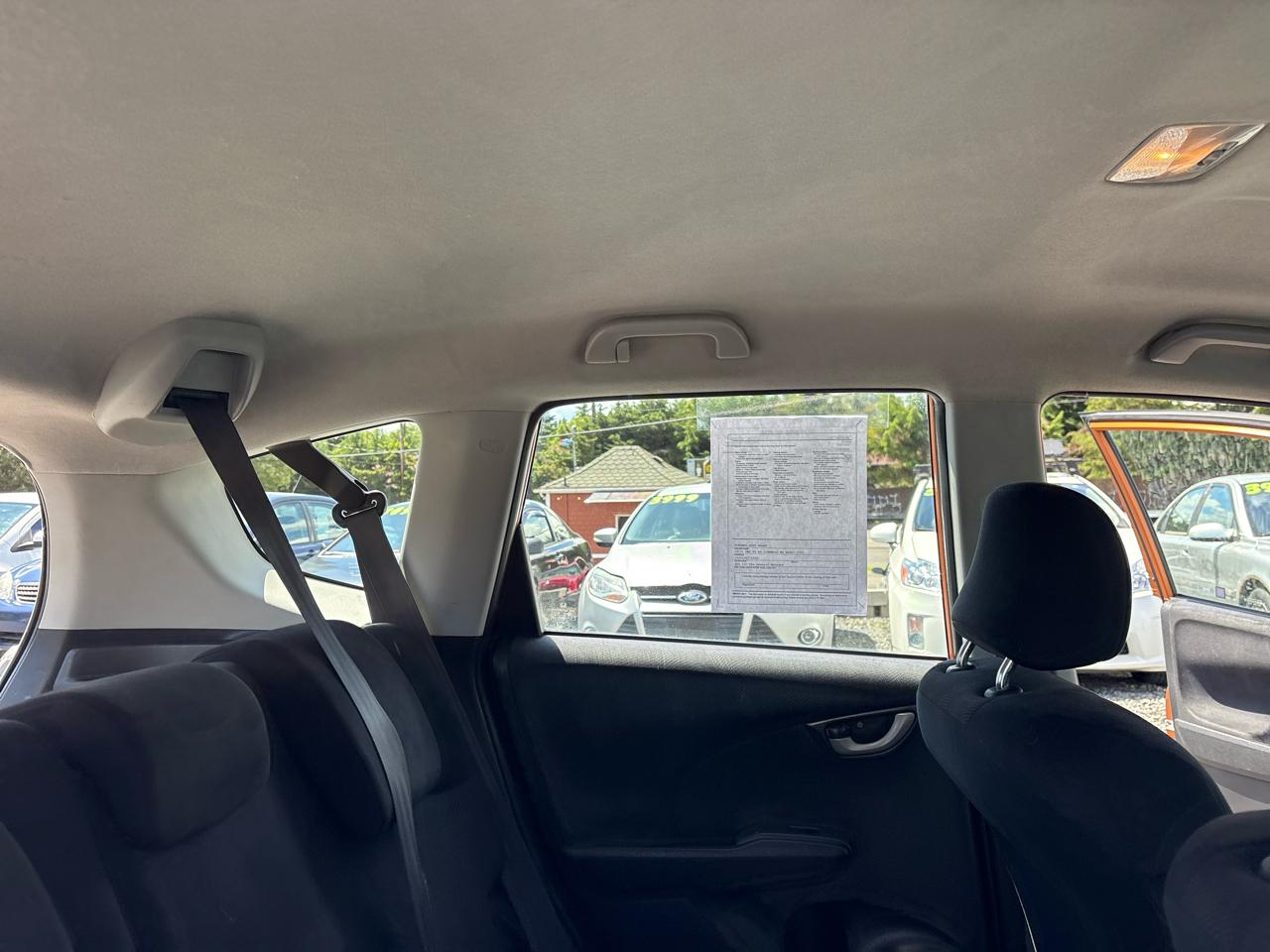 Honda Fit Sport 5-Speed MT 2011