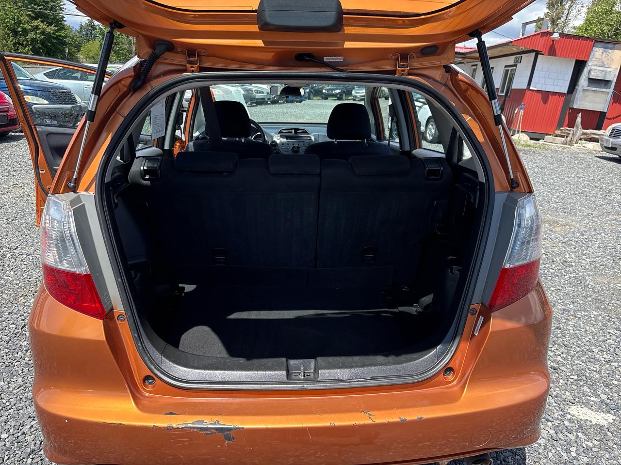 Honda Fit Sport 5-Speed MT 2011