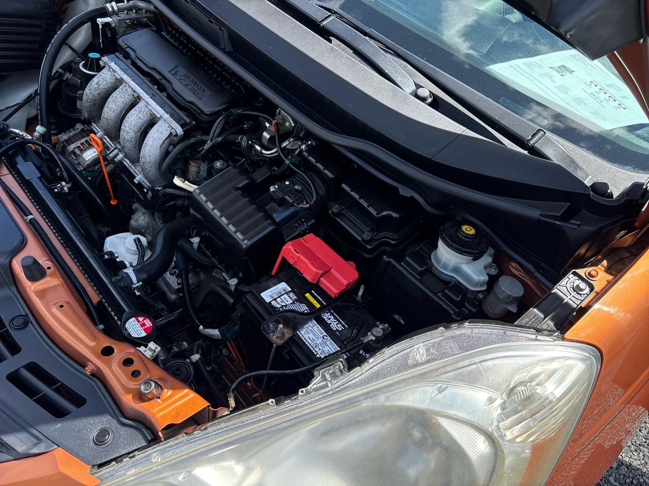 Honda Fit Sport 5-Speed MT 2011