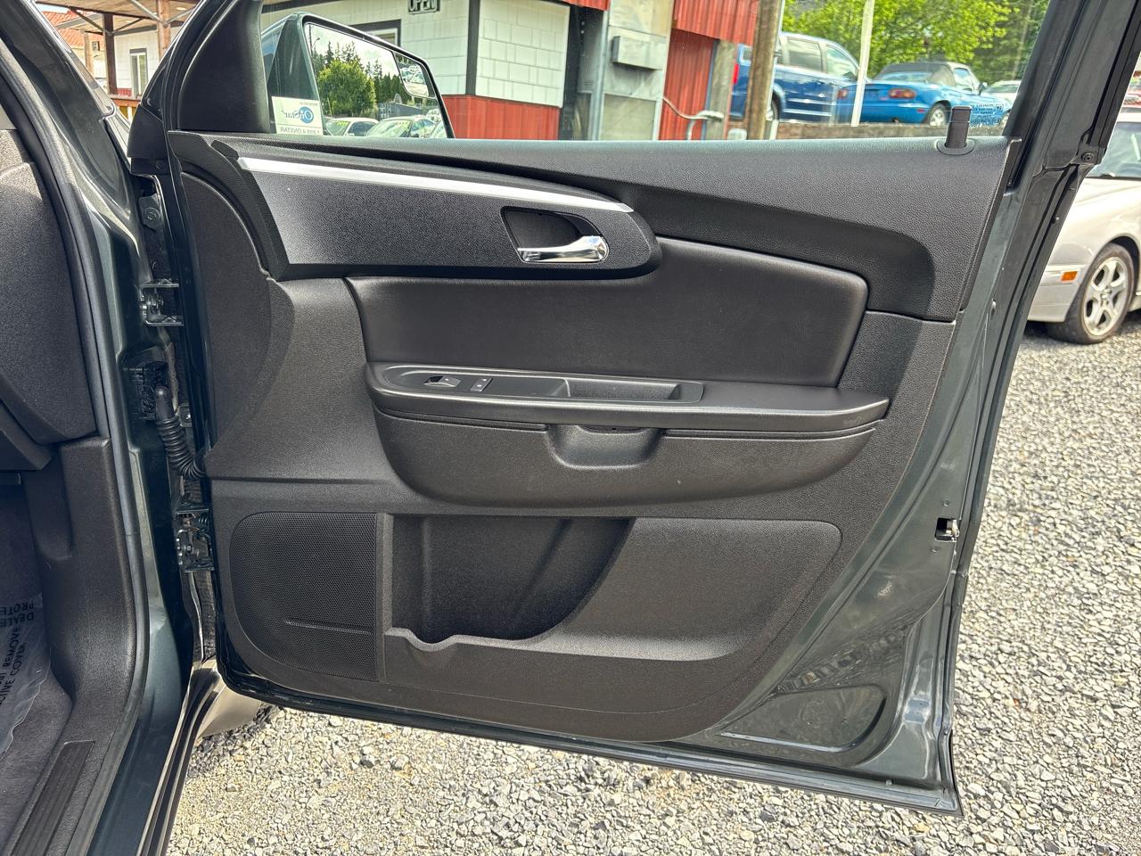Chevrolet Traverse LT2 AWD 2010