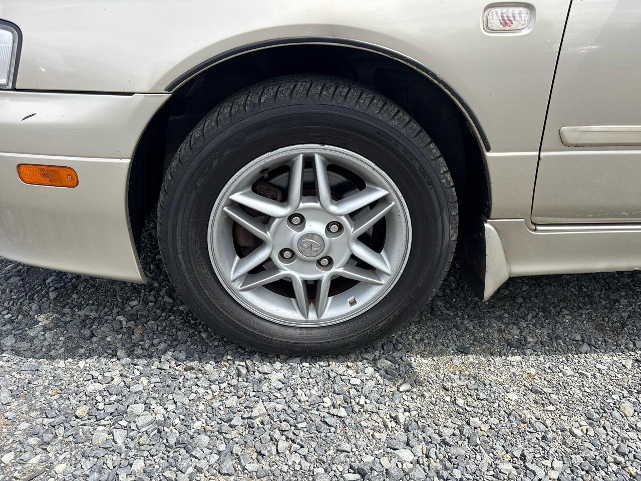 Infiniti G20 Luxury 2002