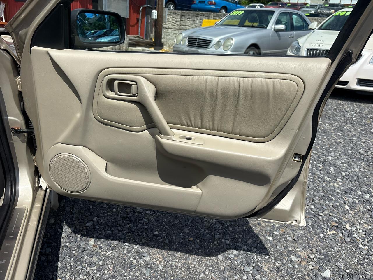 Infiniti G20 Luxury 2002