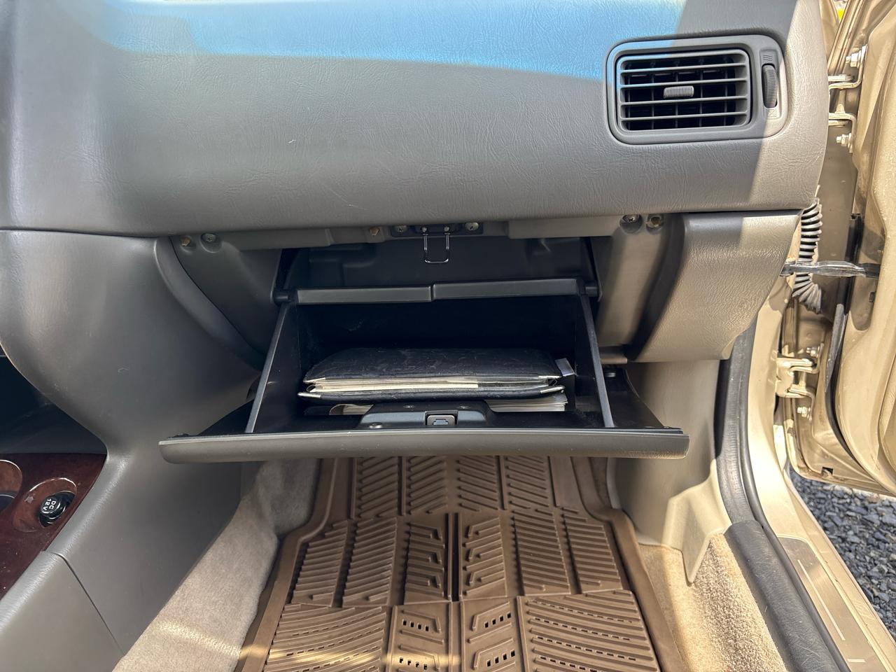 Infiniti G20 Luxury 2002