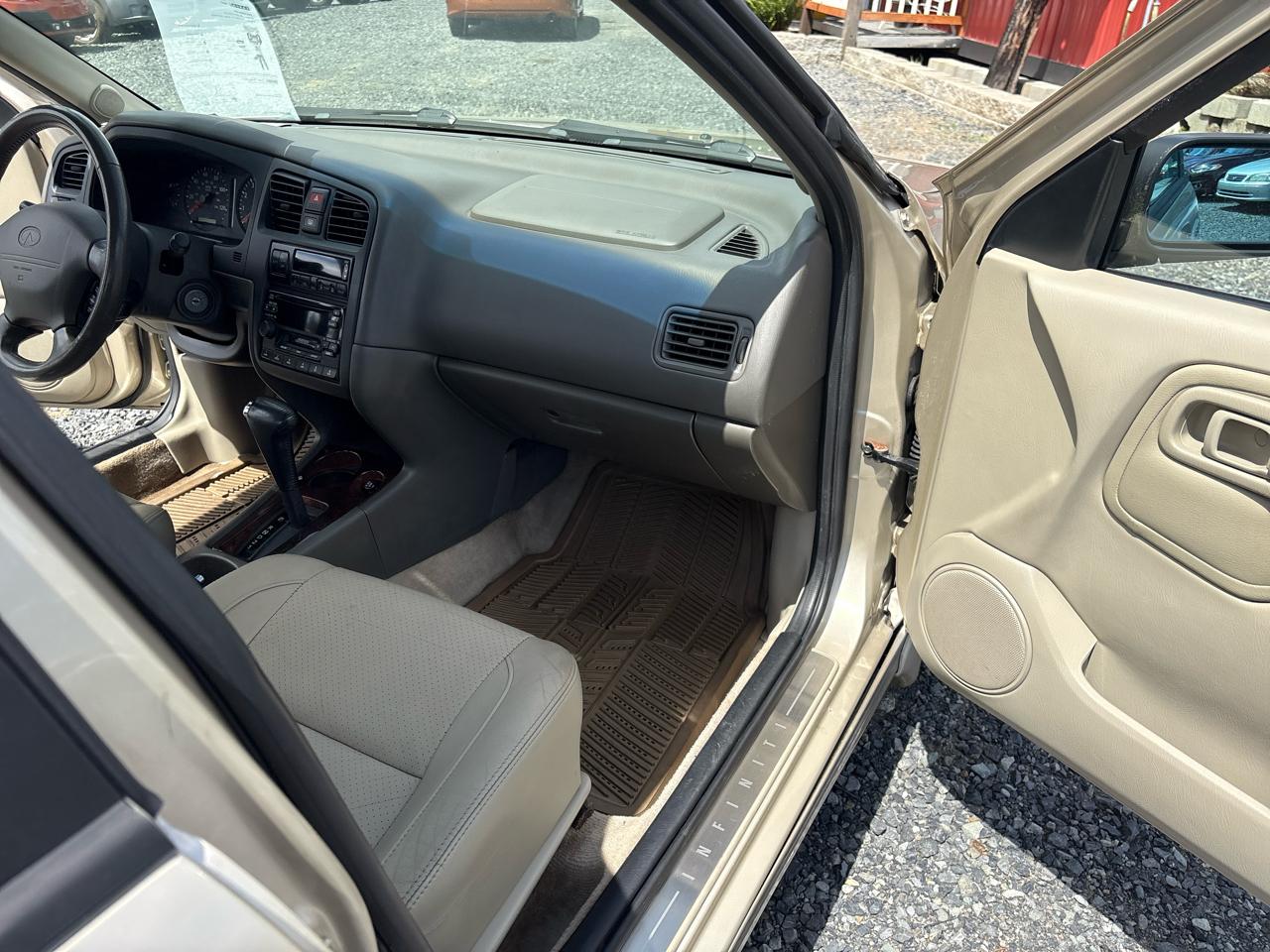 Infiniti G20 Luxury 2002