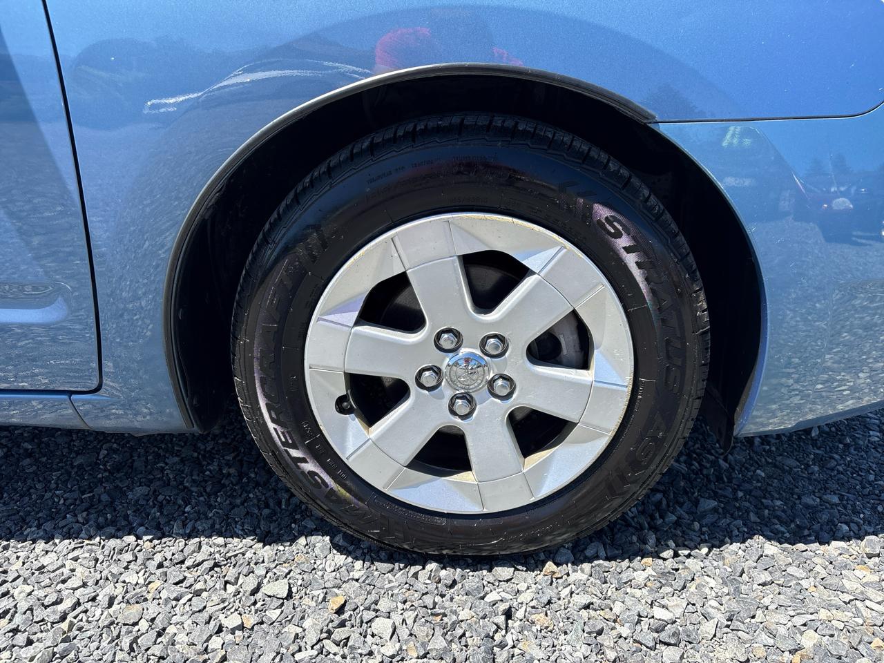 Toyota Prius 4-Door Liftback 2004