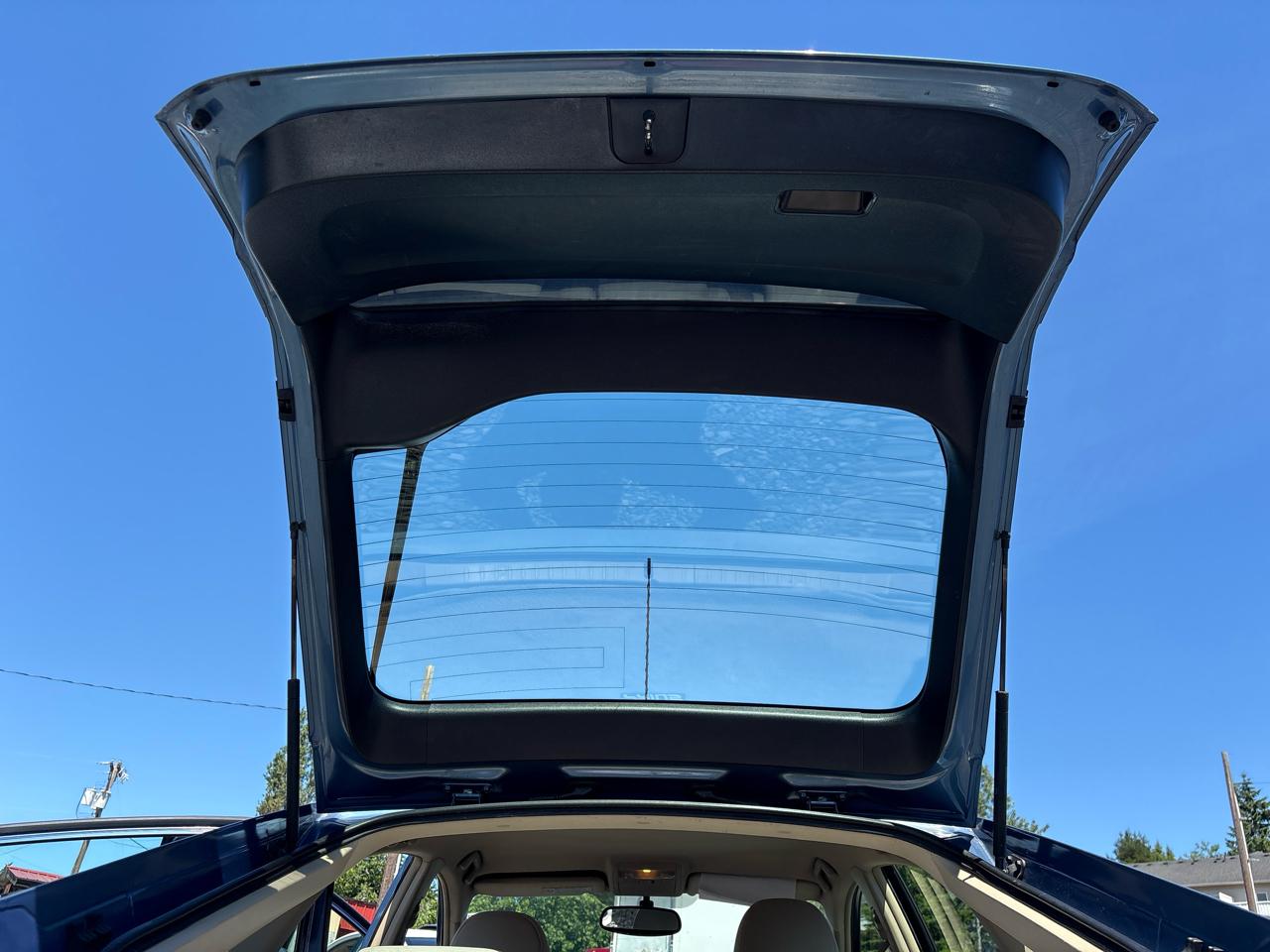 Toyota Prius 4-Door Liftback 2004