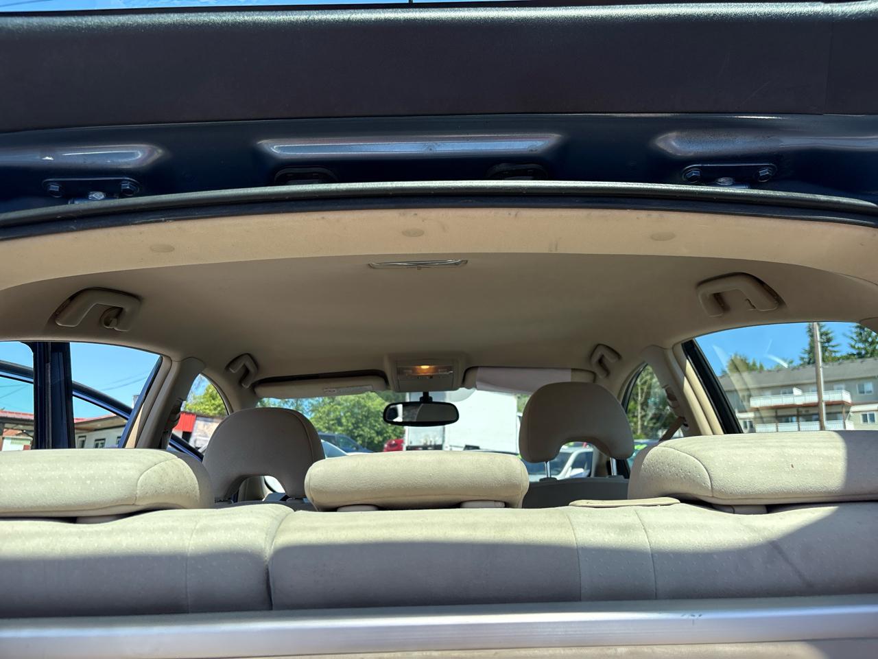 Toyota Prius 4-Door Liftback 2004
